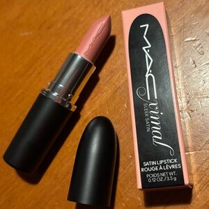 MAC Creme Cup Lipstick